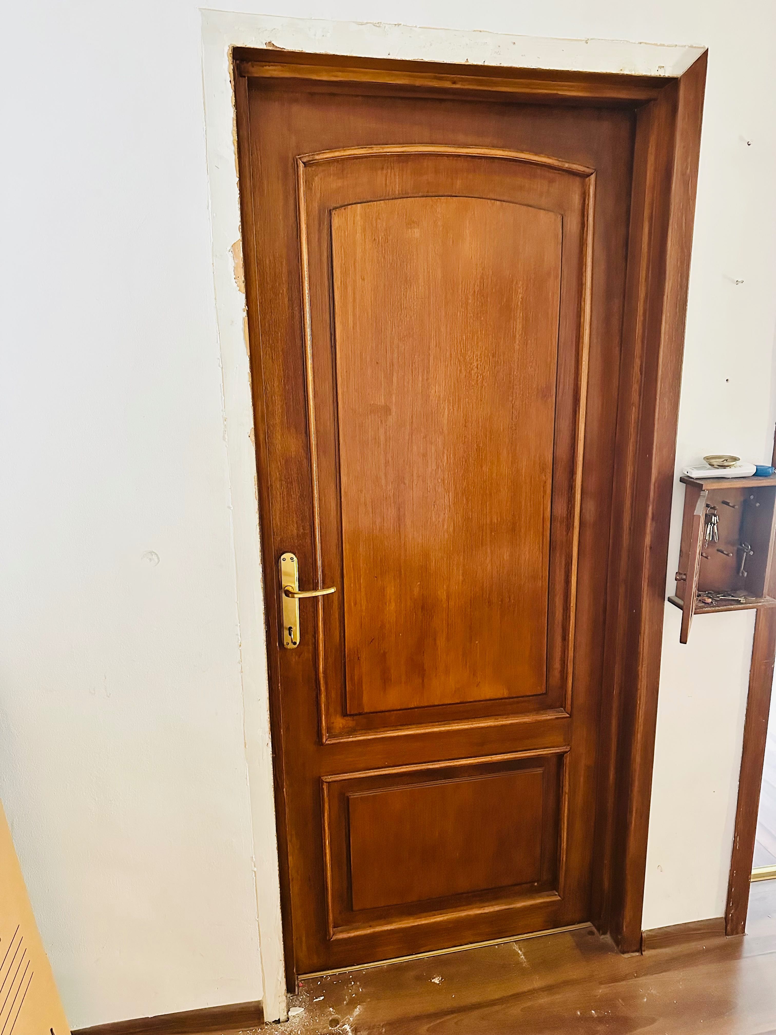 Uşi lemn masiv 60*200, 80*200, 80*205