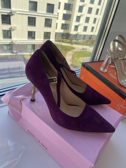 Продаю женские туфли