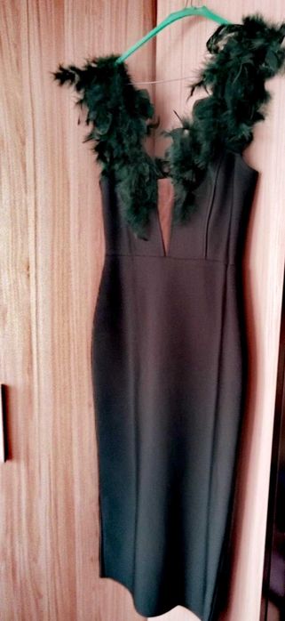 Разкошни рокли за предстоящите празници