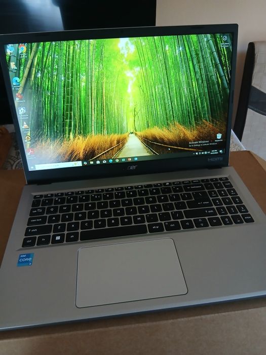 Laptop Acer  core i3