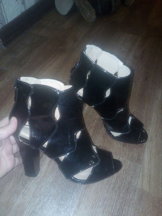 Обувь 35—36 размер