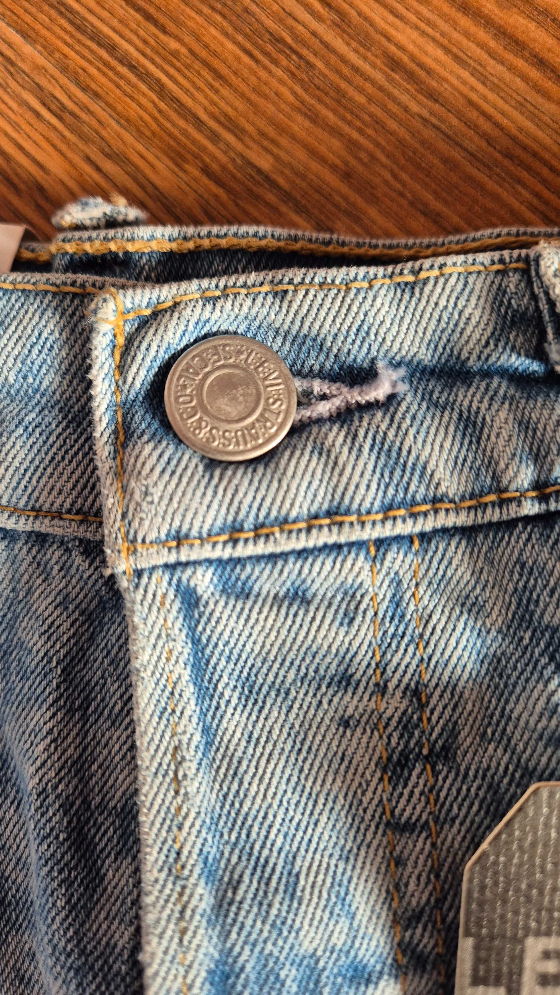 Къси дънкови панталонки Levis, 23