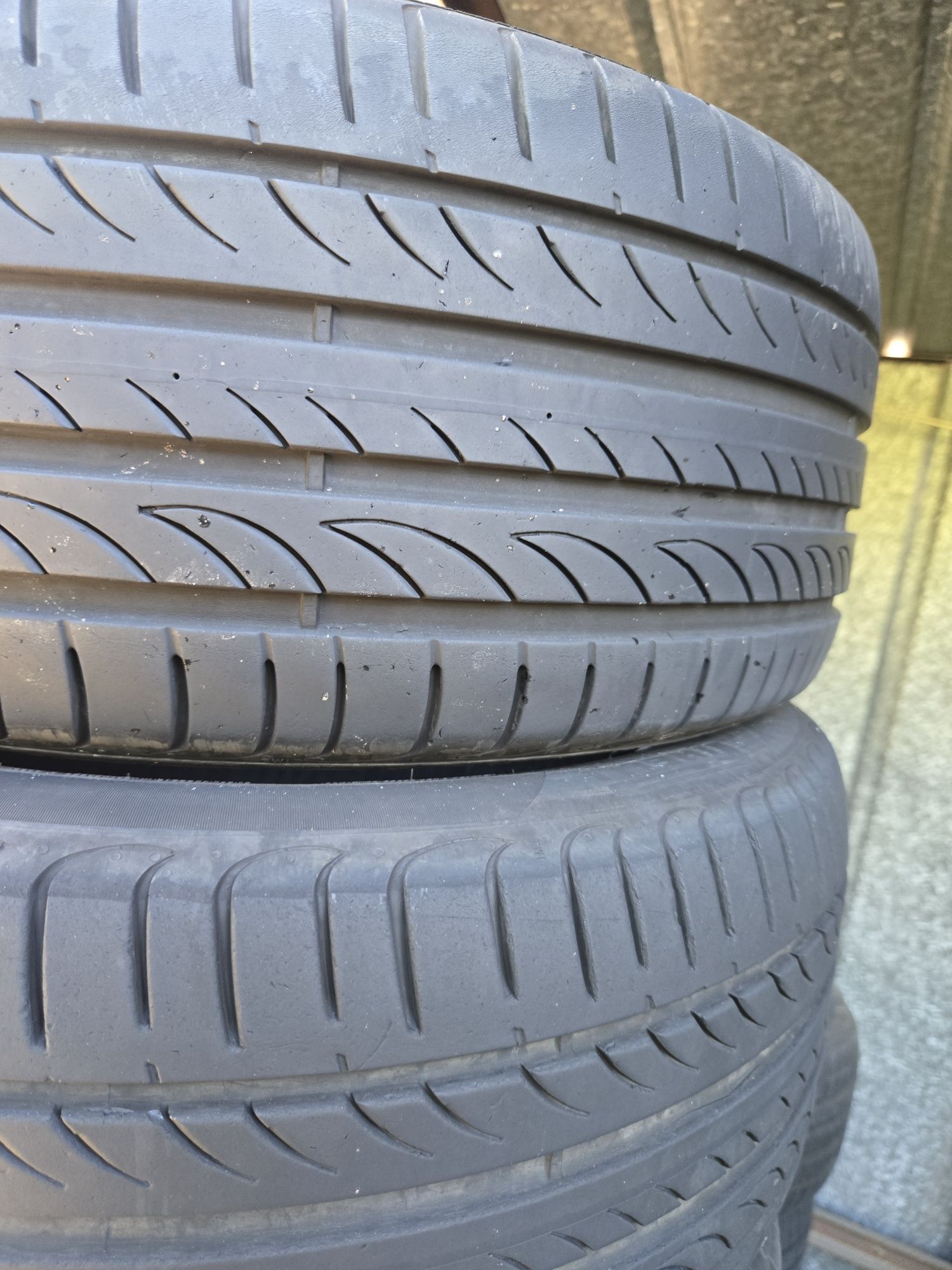 4бр. 225 45 17 Pirelli летни.