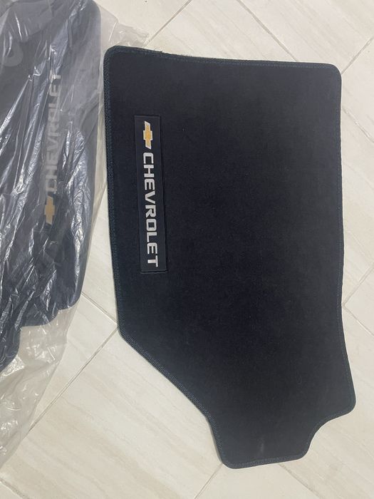 Оригинал куврик на Трейлблезер