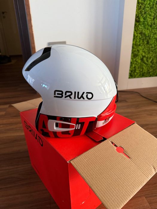 Ски каска Briko Vulcano FIS 6.8 AUT