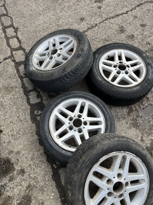Golf 4 break 1.9 AXR 101 cp.     MAI MULTE POZE IN PRIVAT