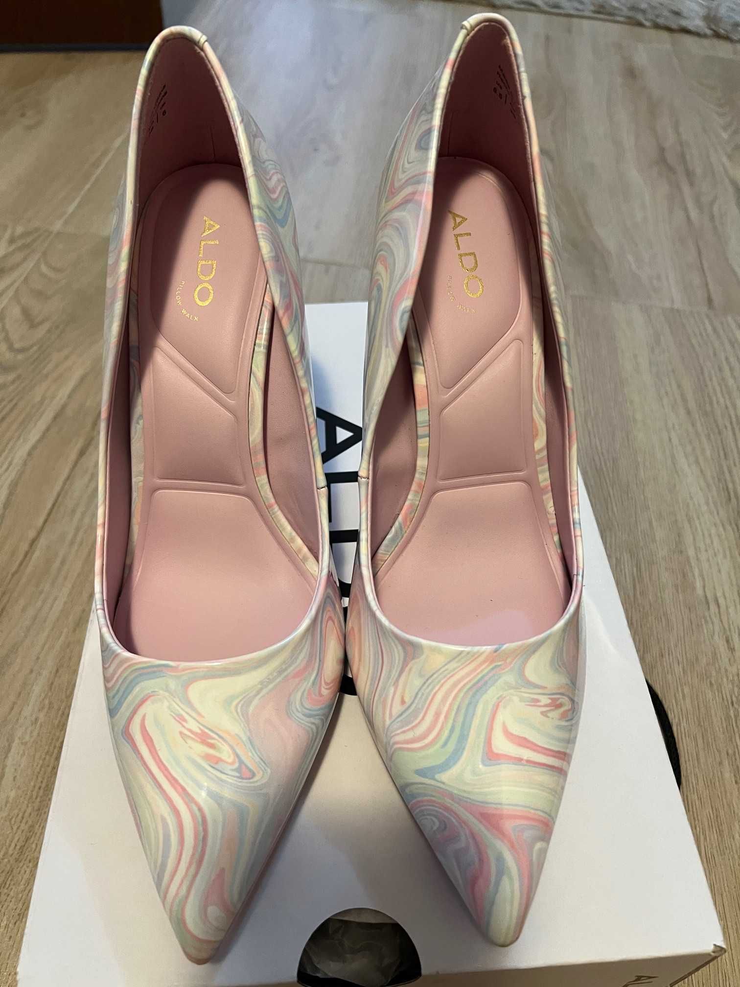 Обувки на висок ток ALDO, 39 номер