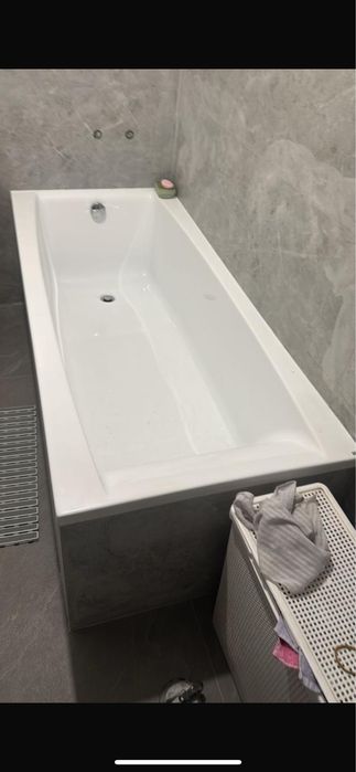 Ванна акриловая