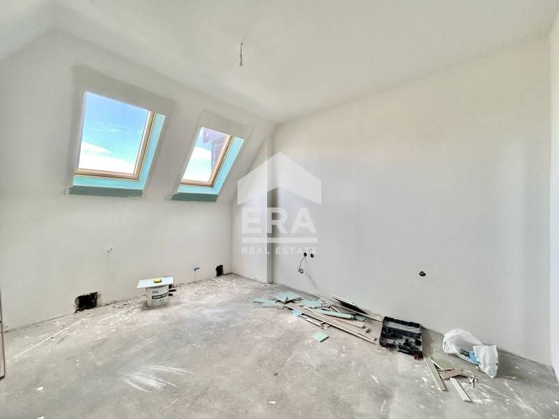 Продава се Тристаен апартамент в София, Горна баня - 86 кв.м за 2114 €/кв.м - Снимка #6