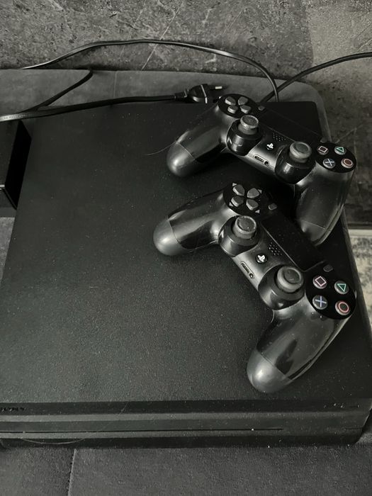 Sony play station 4 pro