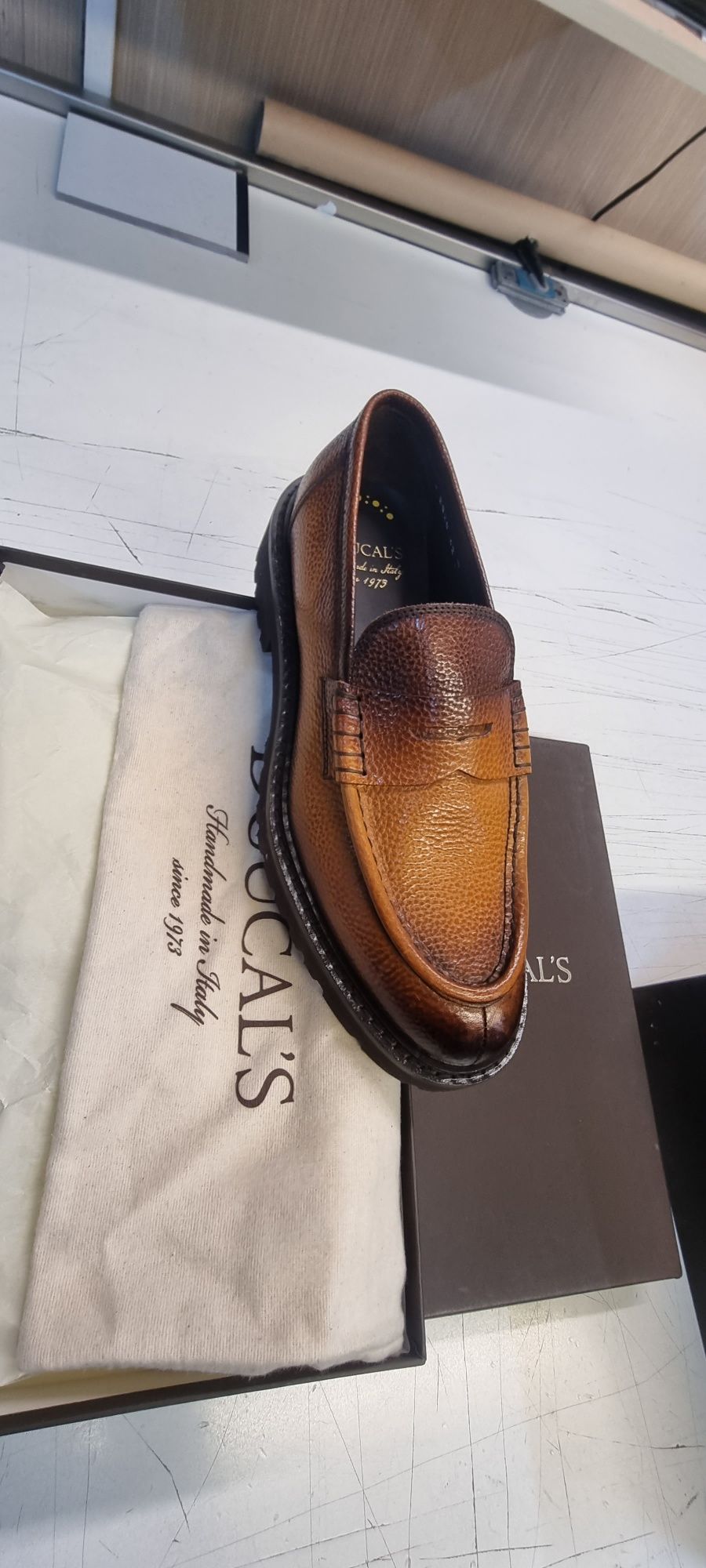 Loafers Doucal's 42