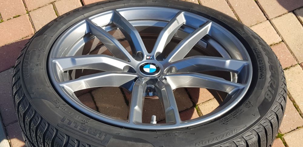 Jante BMW seria 5 G30 G31 M pachet 275 40 18 / 245 45 18 echip iarna