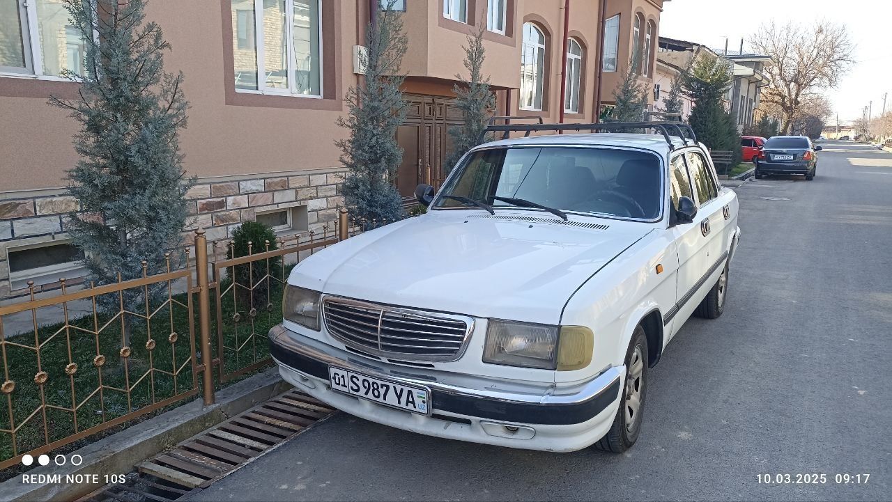 Продается  машина волга 3110 торг уместен