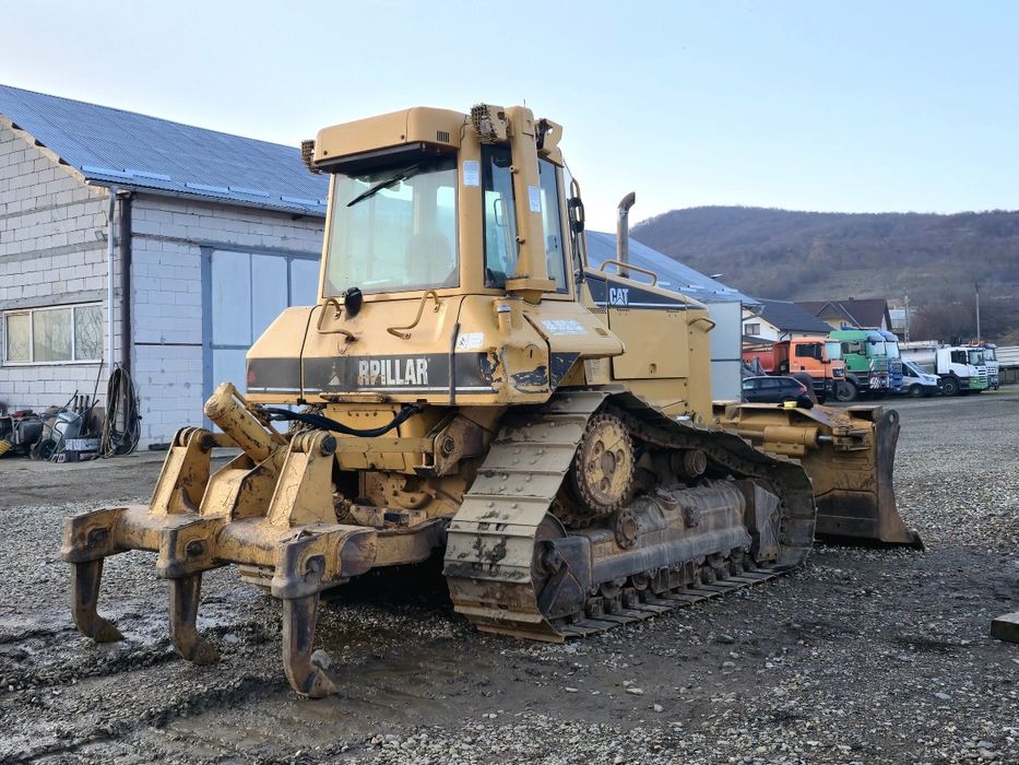 Buldozer Caterpillar D6N an 2004