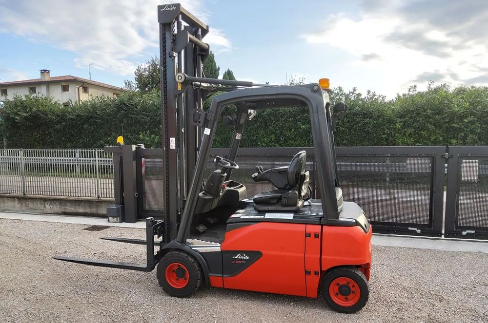 Linde E20PL-02 Electrostivuitor Linde 2 tone