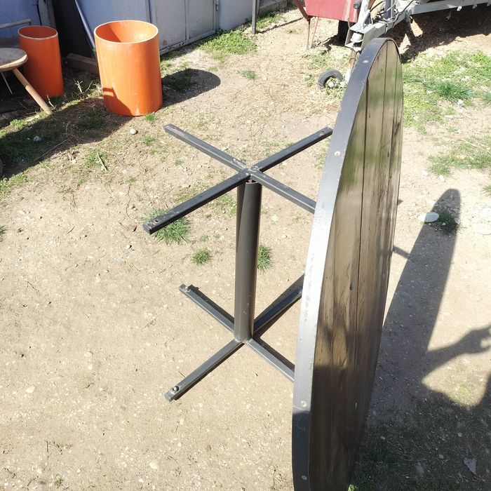 Masa demontabila pentru curte