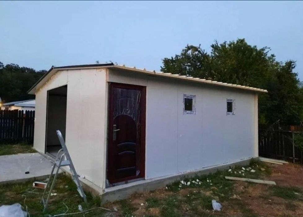 Garaje auto pe structură metalică