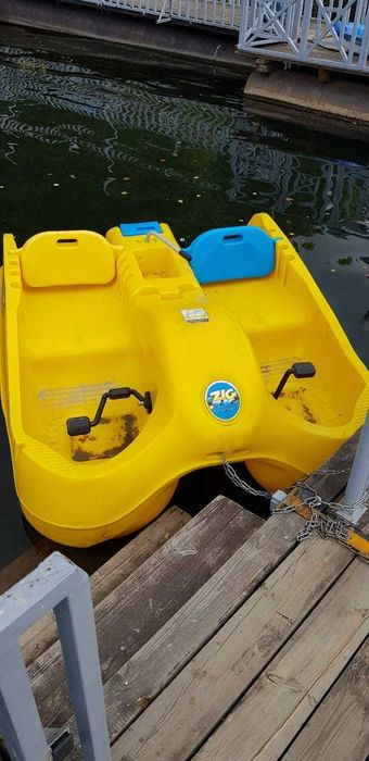 Прогулочный катамаран, водные прогулки, катамаран.