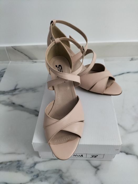 Sandale nude  cu toc gros