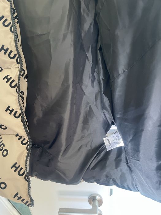 Ново зимно яке Hugo