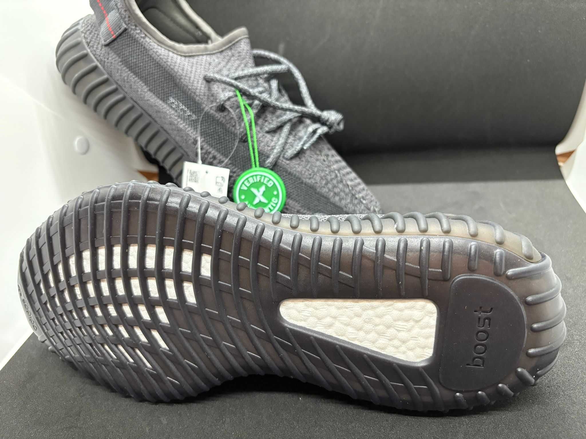 Yezzy Boost 350 V2 Black - Static sneakers