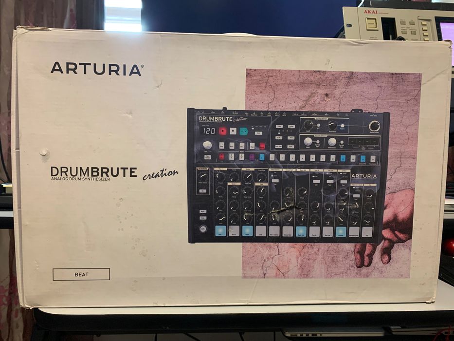 Arturia DrumBrute Creation Edition - Analogic Drum Machine Synthesiser