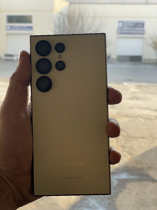 Samsung S24 ULTRA 12/512GB holati idial