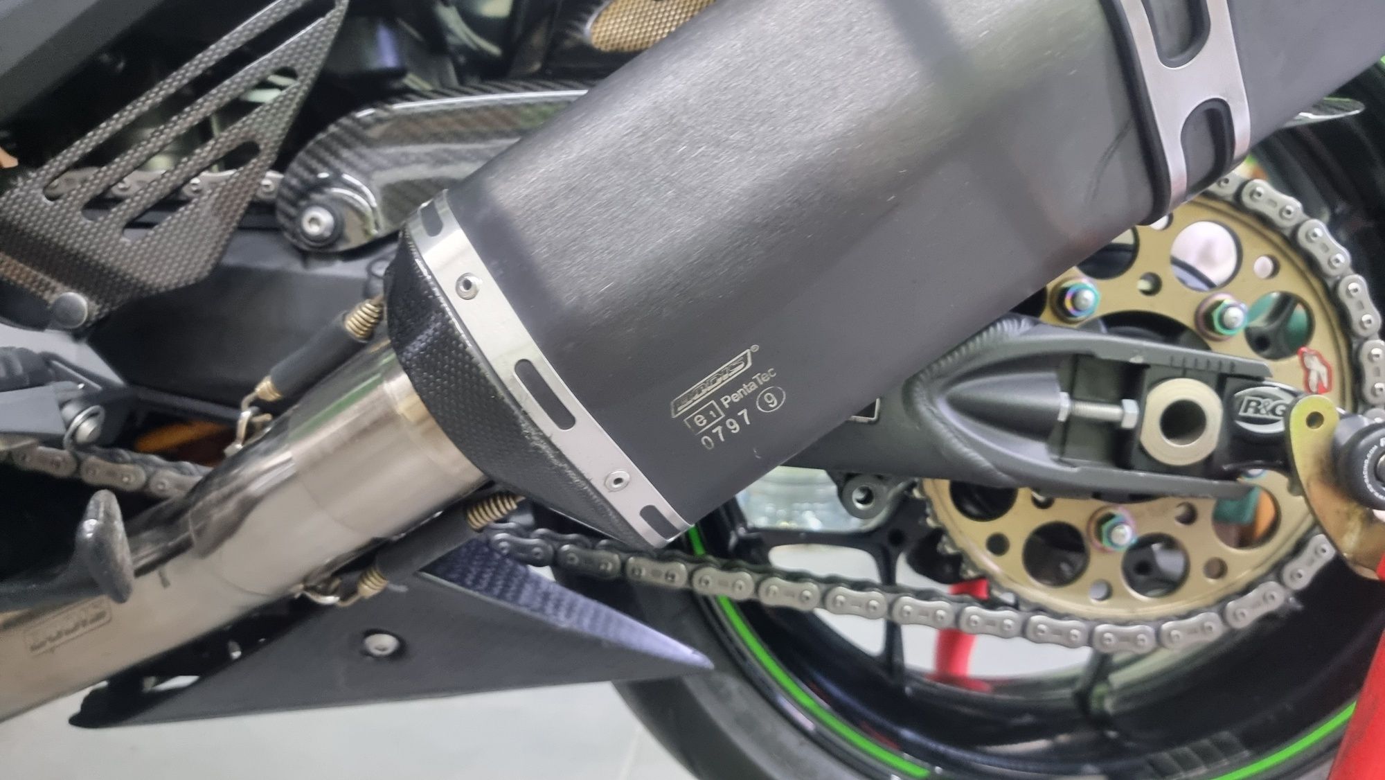 Kawasaki zzr1400 ауспуси BODIS