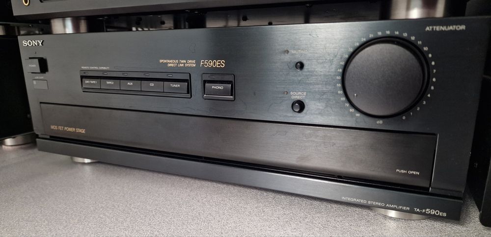 Amplificator Sony TA-F590 ES cu telecomanda