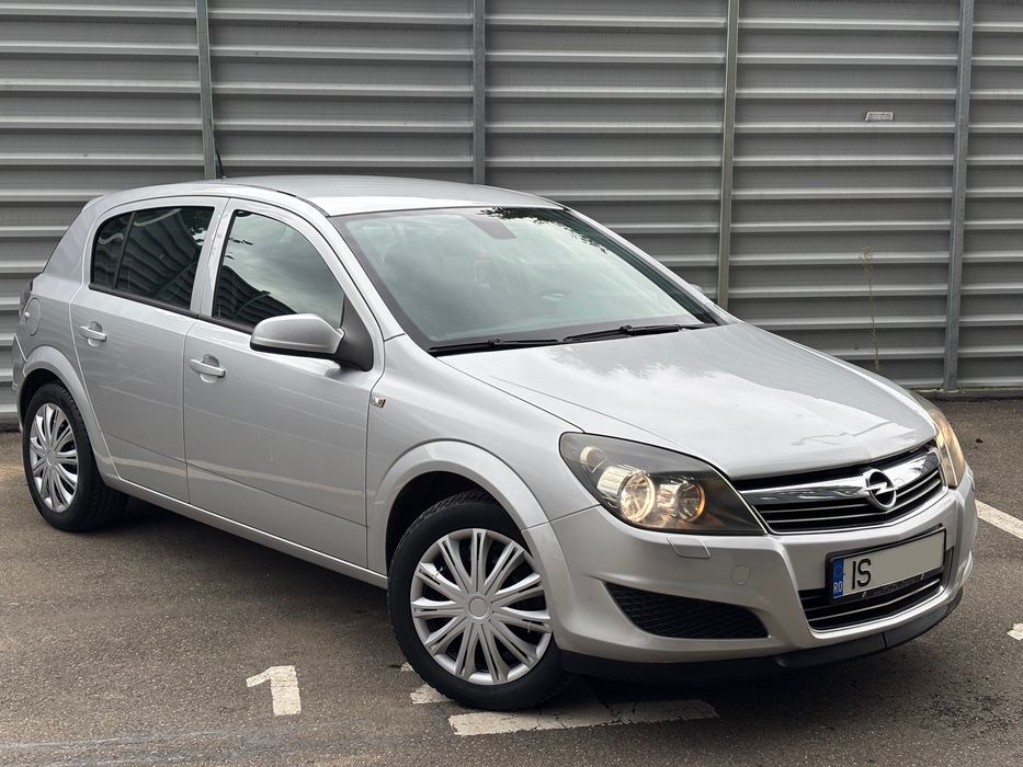 Opel Astra H facelift