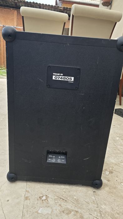 Vend boxe SOUNDBOKS cu încă doua baterii