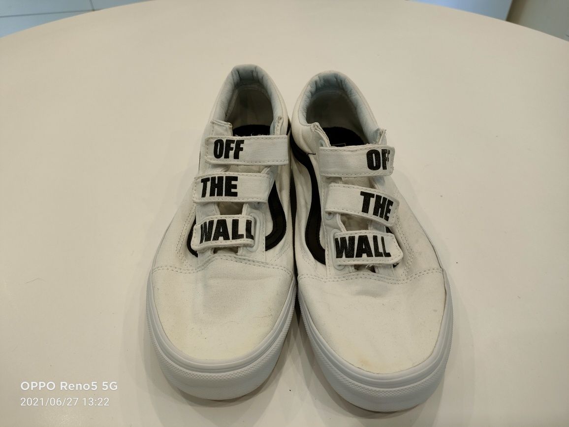 Vans teniși, 45 mărimea, 30 cm.