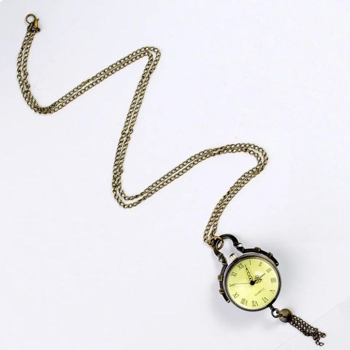 Pandantiv cu ceas quartz