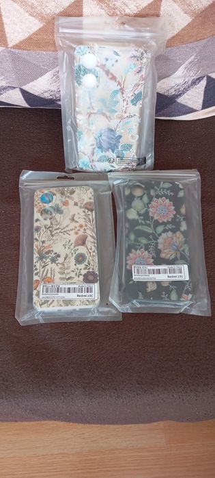Продавам 3 бр кейсове за телефон марка Xiaomi redmi 13 c