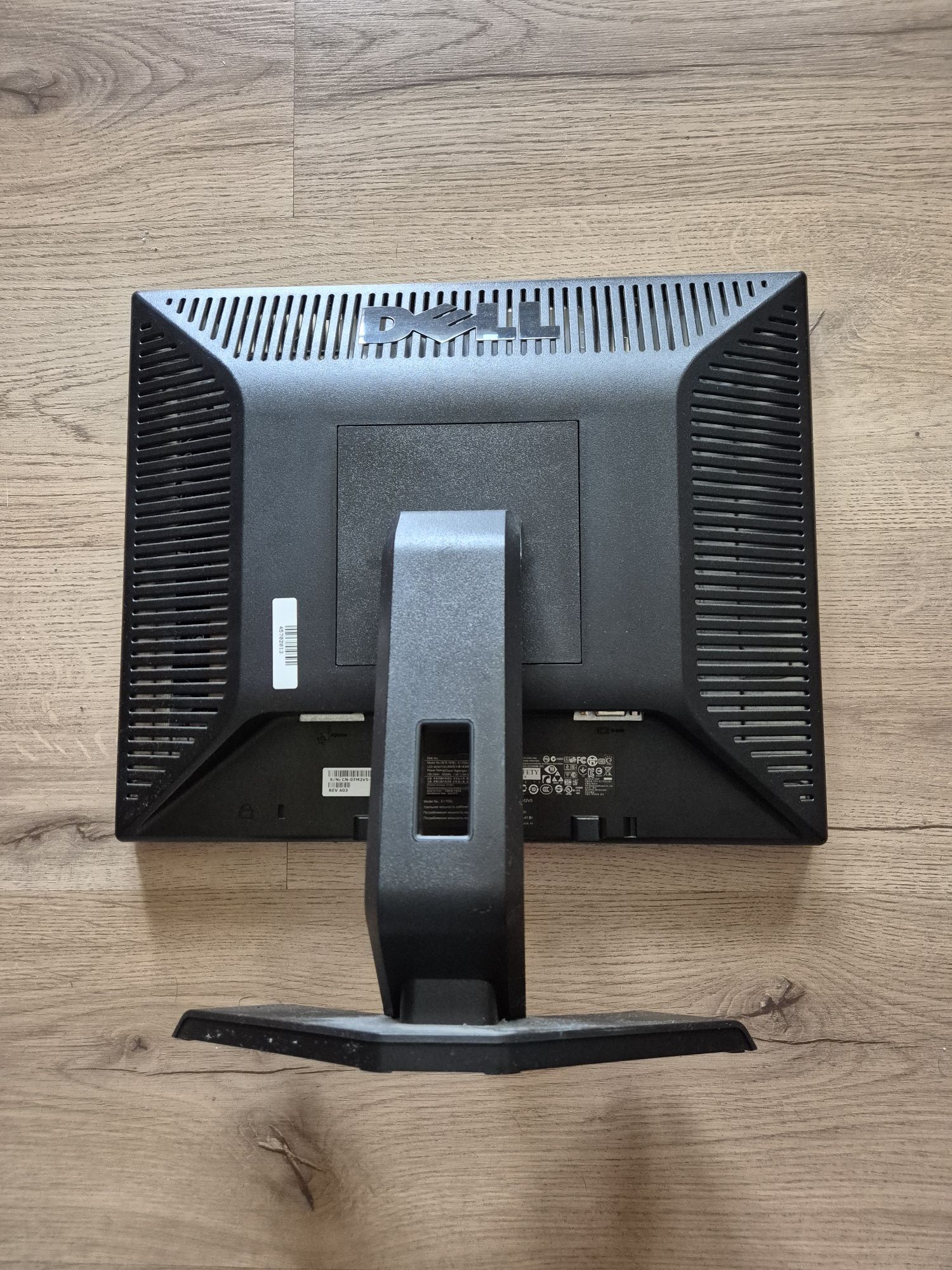 Монитор Dell 17''