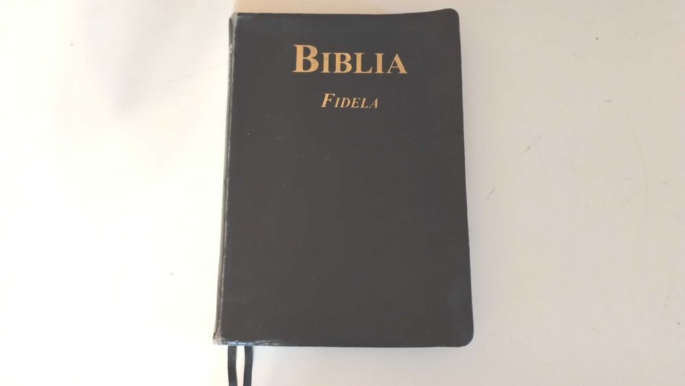 carte Biblia fidela