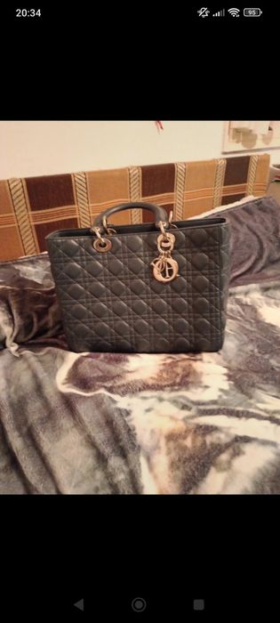Geantă de dame Dior din piele nouă
