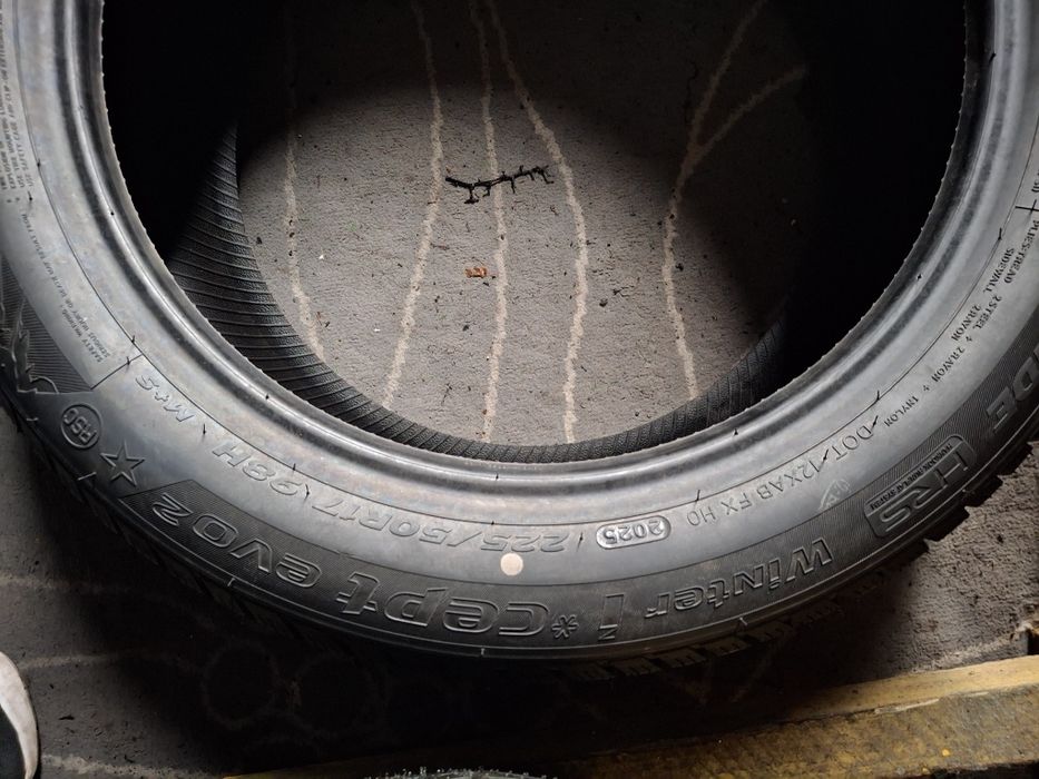 225 50 17 Hankook DOT 2025 iarna runflat NOI