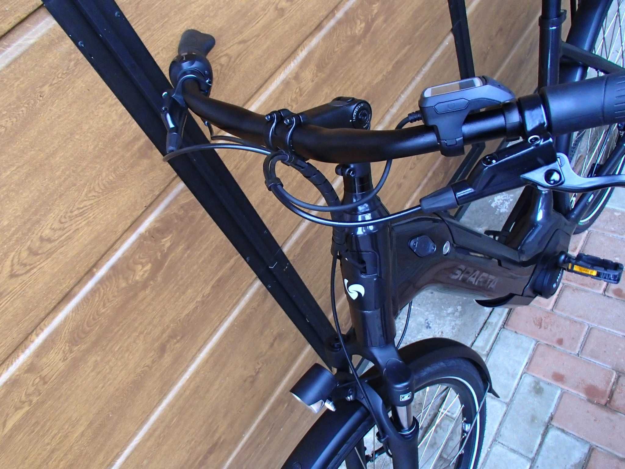 Bicicleta Electrica Olandeza Bosch Transmisie pe Curea