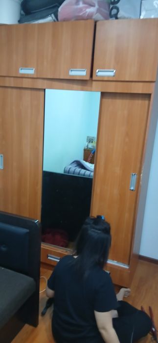 Kota shkaf holati yaxshi sifati zor