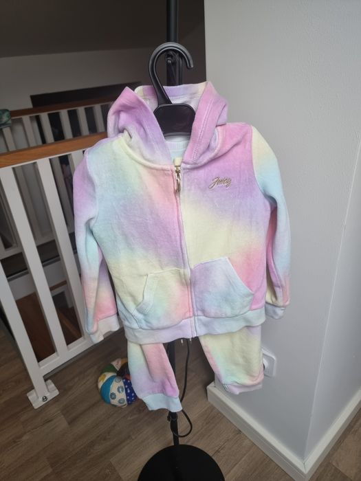 Treninguri fetite Juicy Couture si Oshkosh 4/5 ani