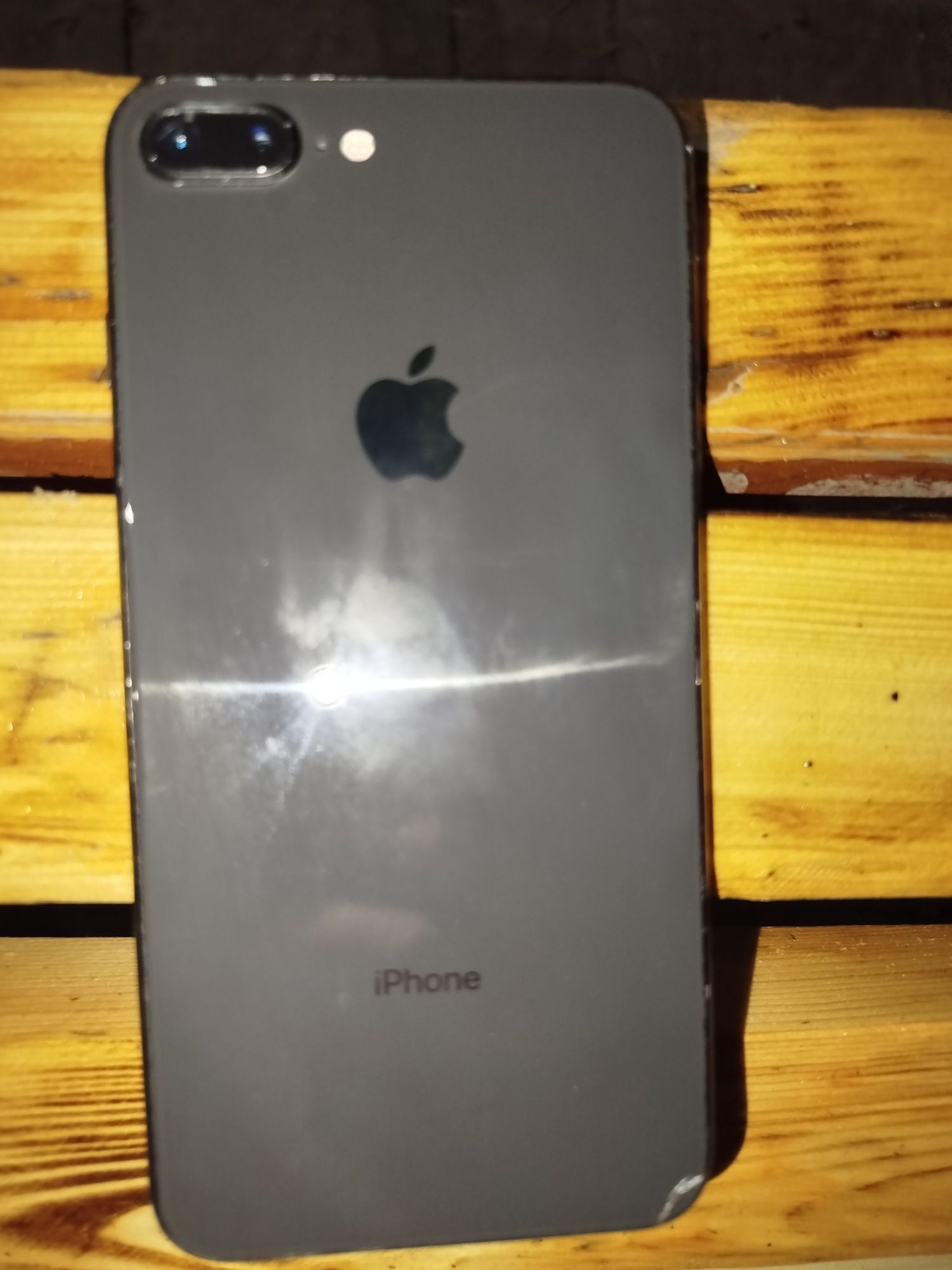 Продам Iphone 8 + plus