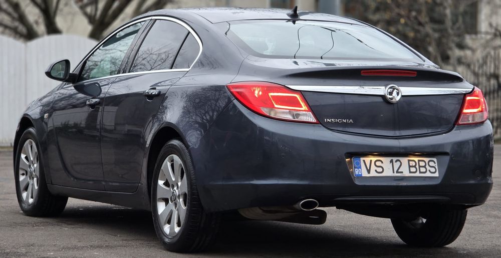 Opel insignia 1.8 benzina an 2008