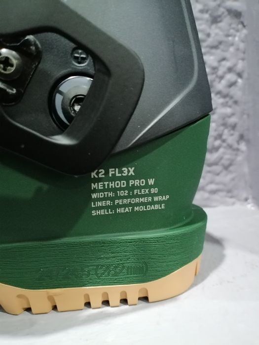 Clapari schiuri ski freestyle/freeride K2 Method Pro W Nou marime 24.5