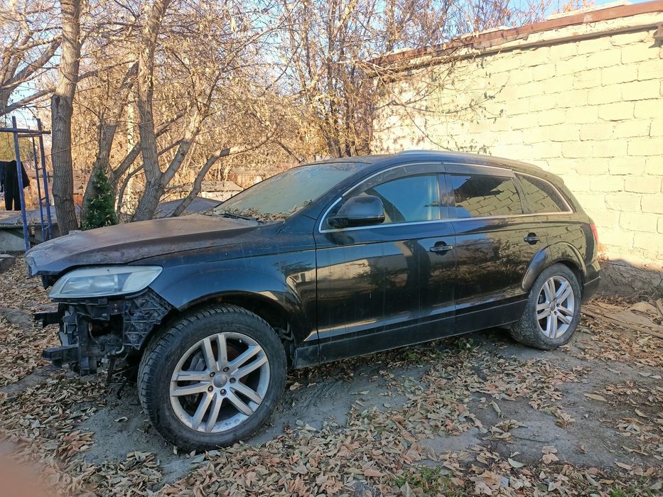 Ауди Q7 продам надёжный немец