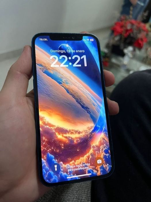 IPhone 12 mini xolati yaxshi