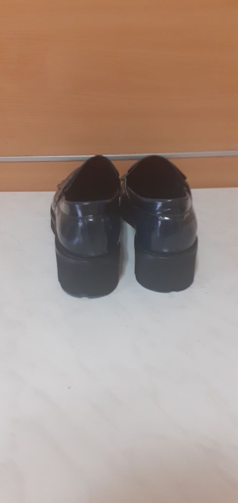 Pantofi dama marime 40