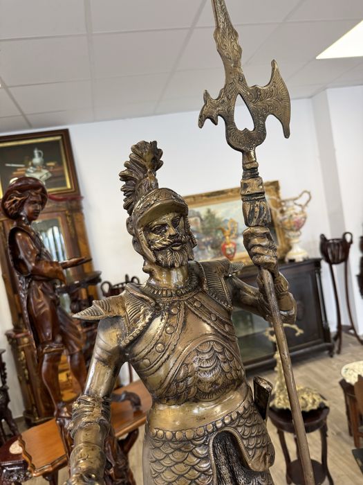 Doua statuete vechi din bronz masiv