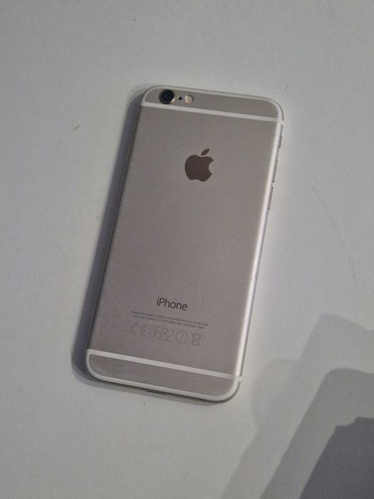 Telefon iphone pentru piese