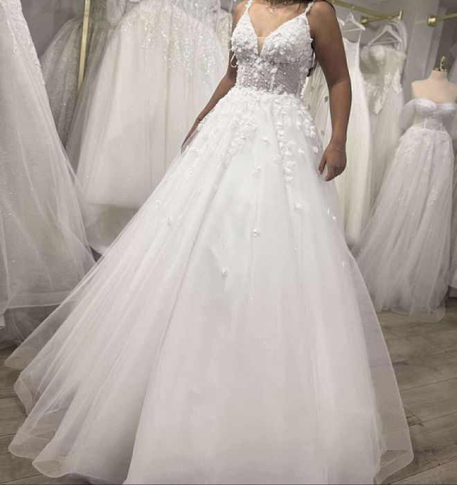 Булчинска  рокля